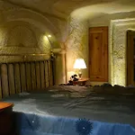 Szálloda Golden Cave 2*
