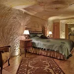 Golden Cave 2*