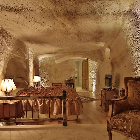 Golden Cave Szálloda
