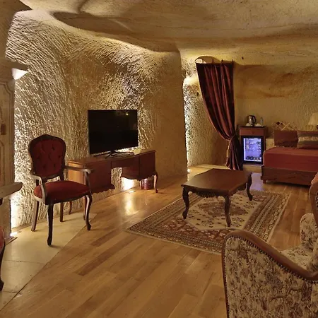 Golden Cave 2*