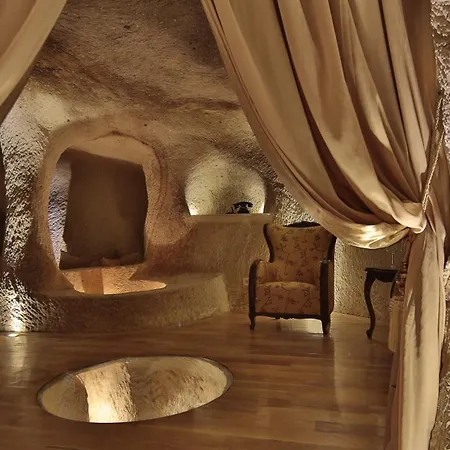 Golden Cave Отель