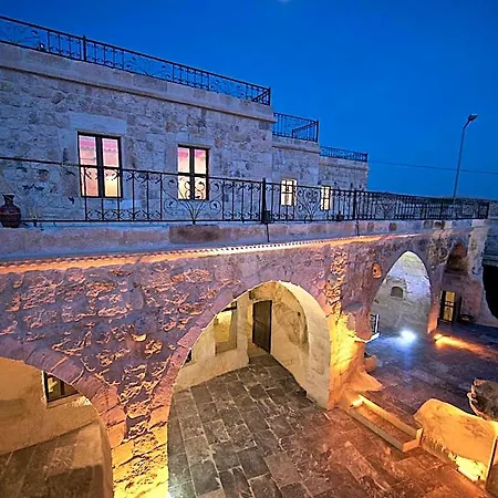Golden Cave Отель