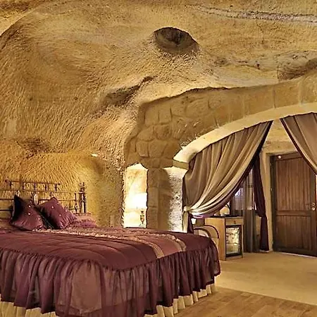 Golden Cave 2*