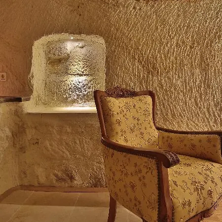 Golden Cave Отель 2*