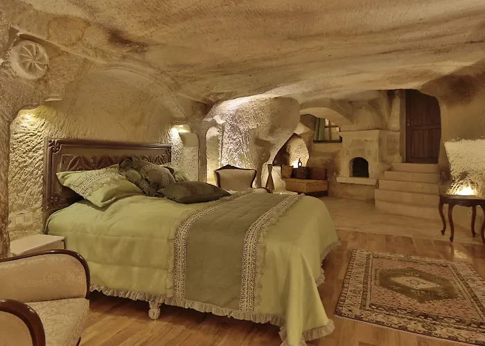 Golden Cave Hotel 2*