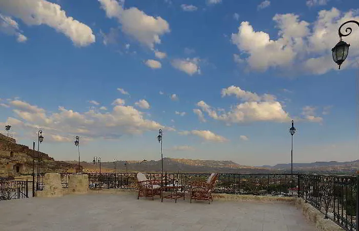 Golden Cave 2* 어굽